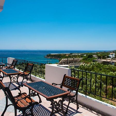 Elena'S Beach Garden By Estia Ferma Exterior photo